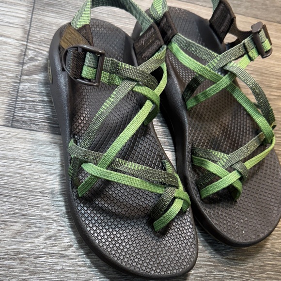 Chaco Green Strappy Sandals woman’s 9 (s83) - Picture 4 of 6